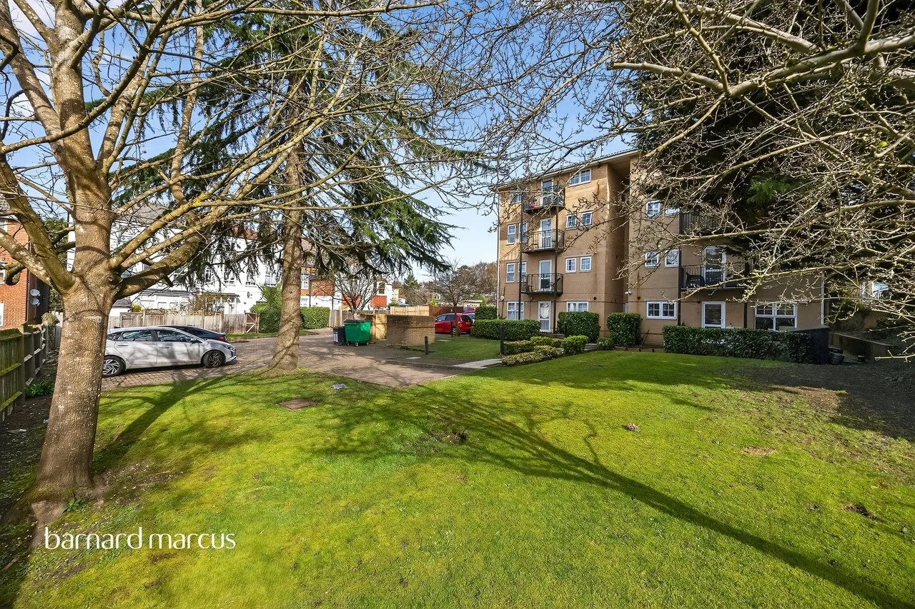 Birdhurst Road, South Croydon, CR2, photo 24