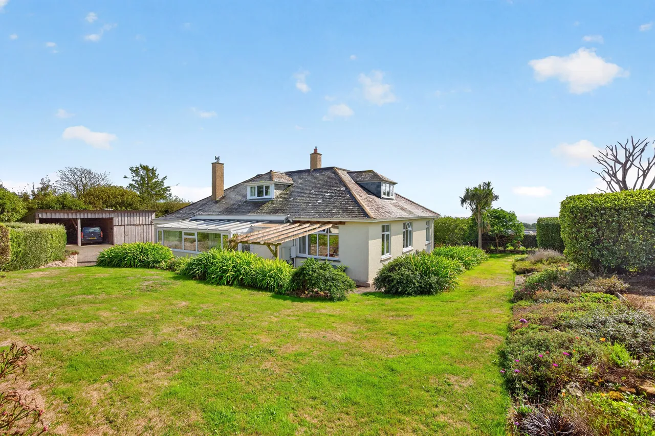 5 bed house for sale, Helston Road, Germoe, TR20