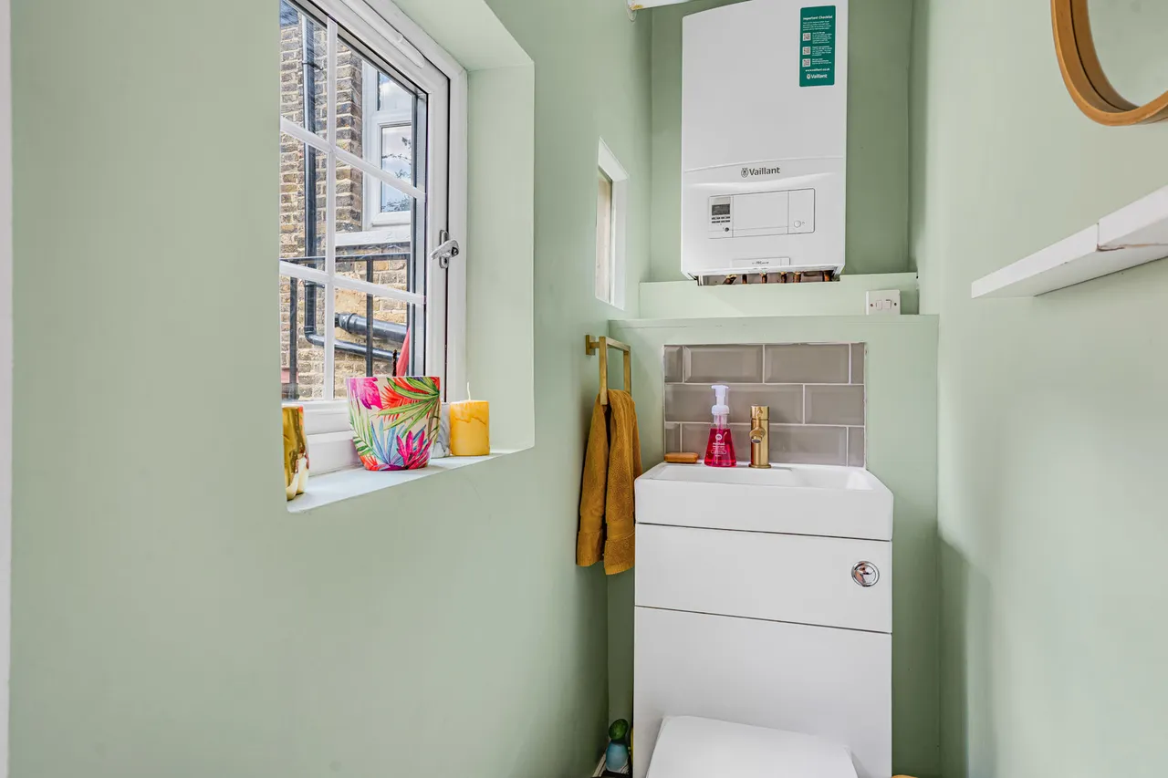 Upper Tulse Hill, London, SW2, photo 13