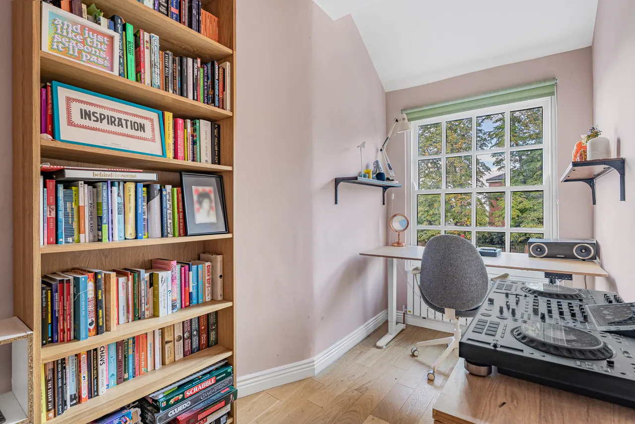 Upper Tulse Hill, London, SW2, photo 6