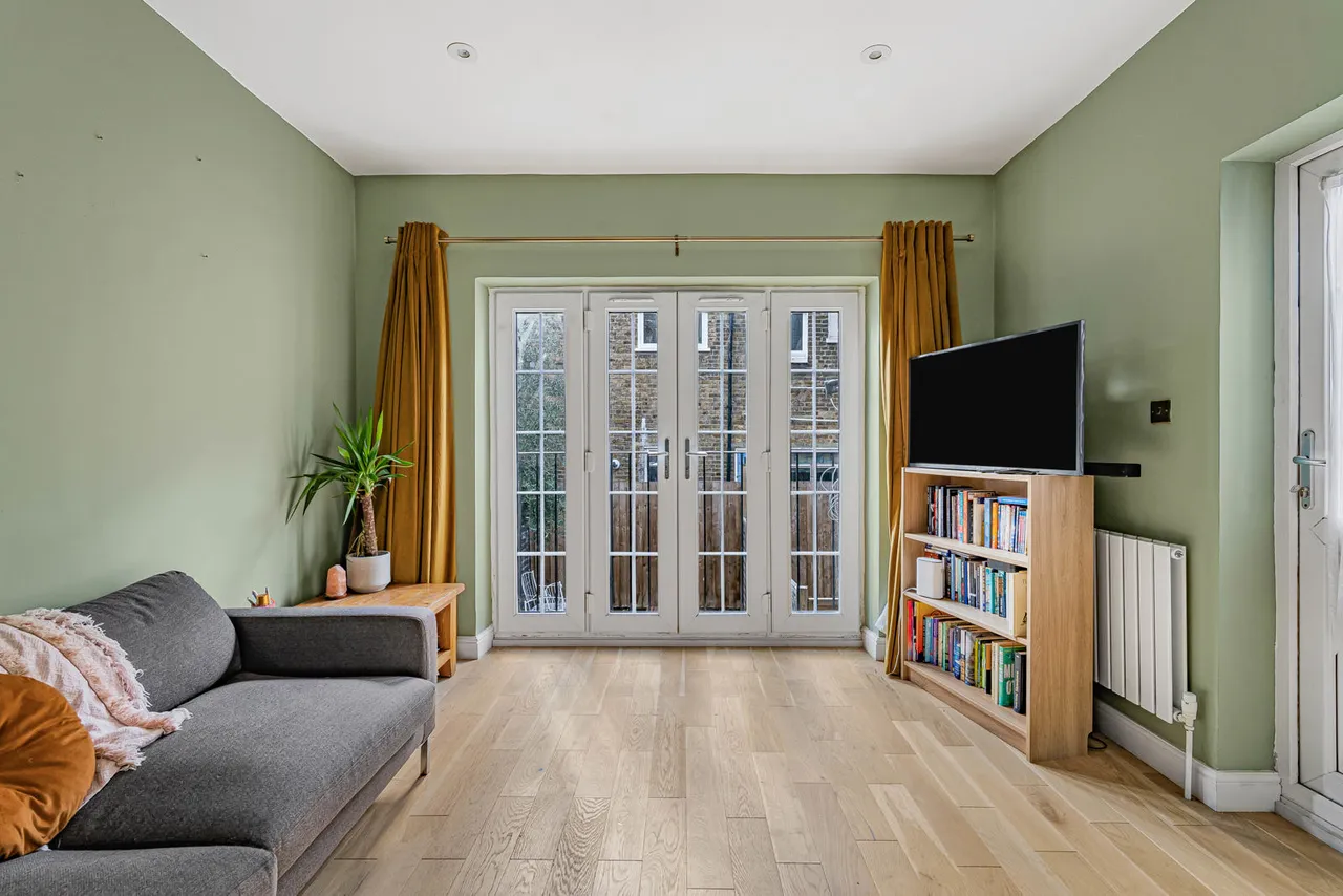 Upper Tulse Hill, London, SW2, photo 2