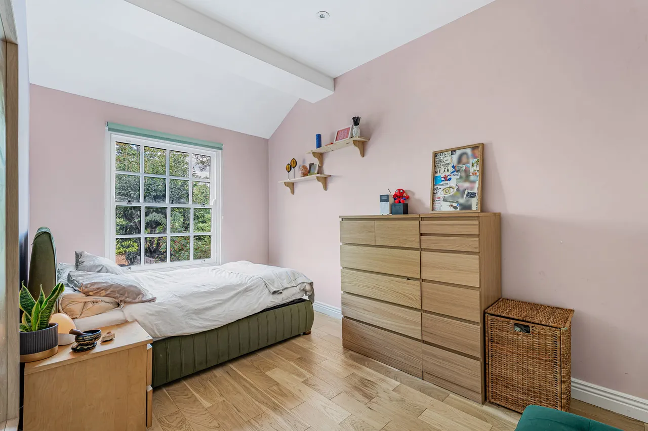 Upper Tulse Hill, London, SW2, photo 10