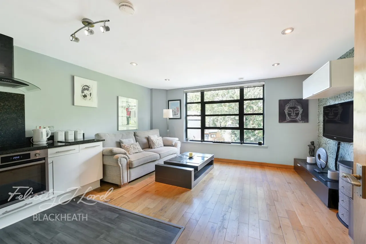 Station Crescent, Blackheath, photo 14