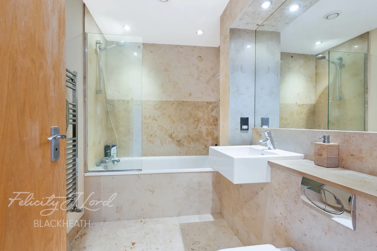 Station Crescent, Blackheath, photo 11
