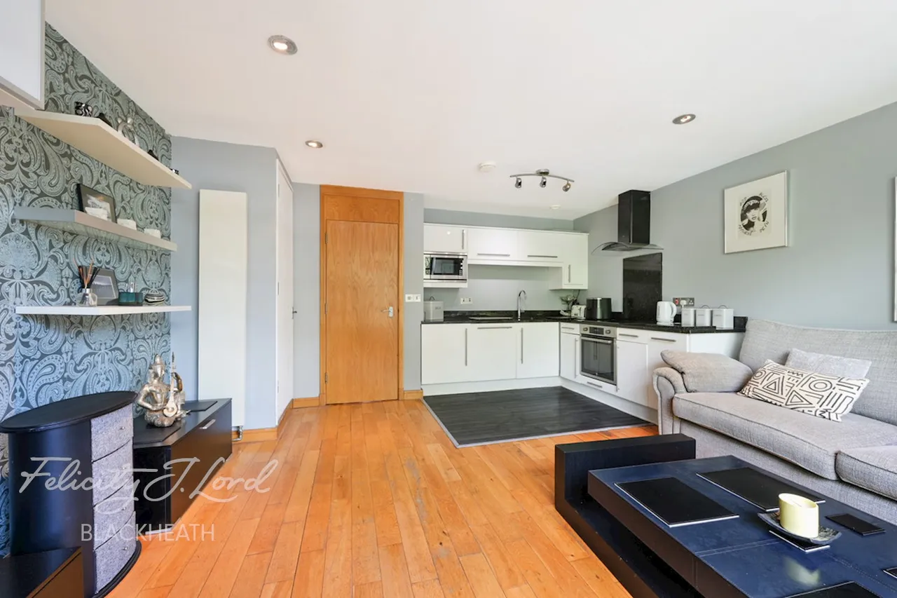 Station Crescent, Blackheath, photo 12