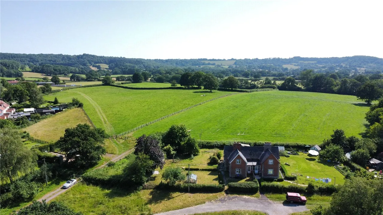 Semley, Nr Shaftesbury, SP7, photo 3