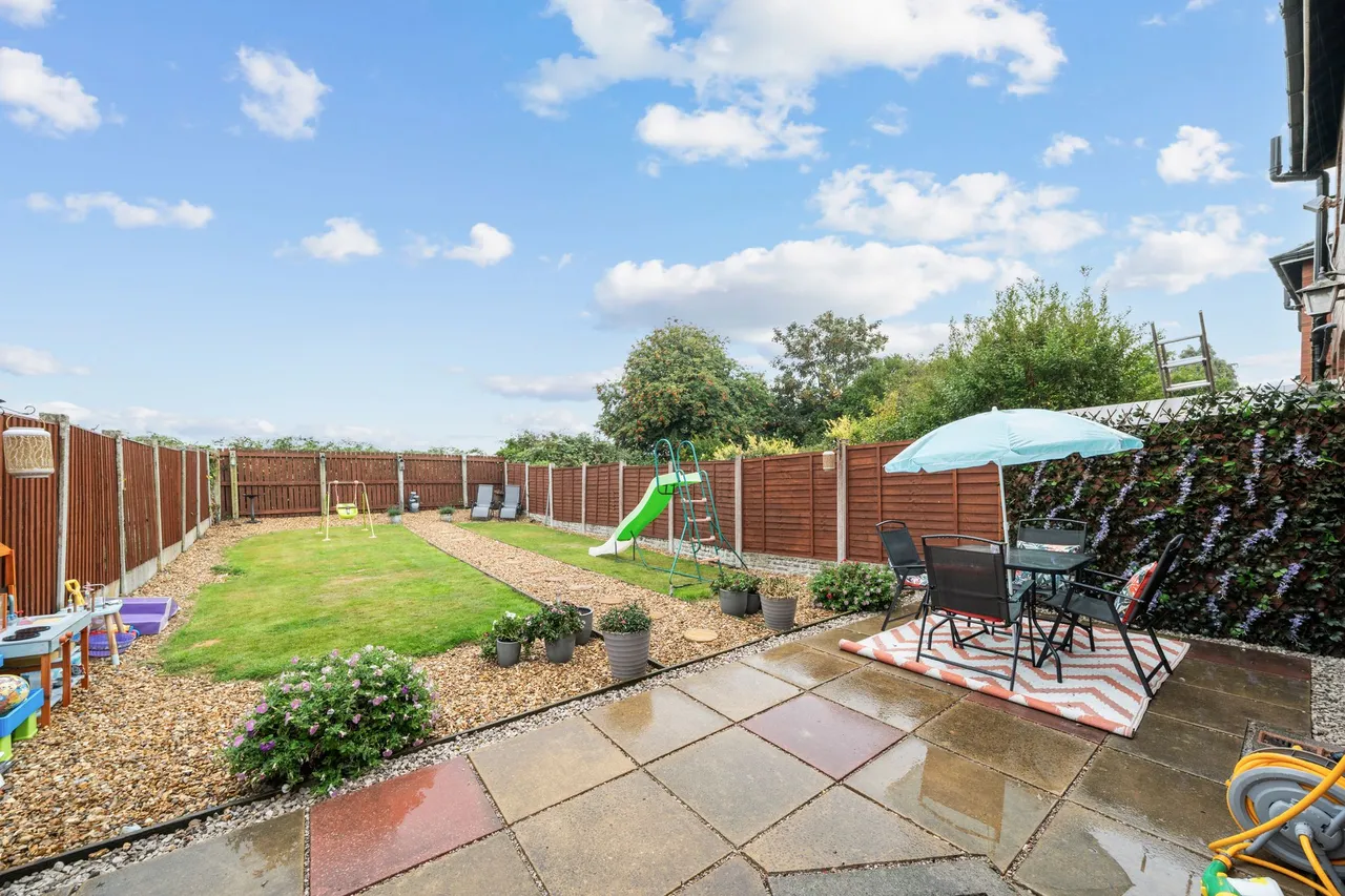 Coronation Street, Ashton-In-Makerfield, Wigan, WN4 0NH, photo 15