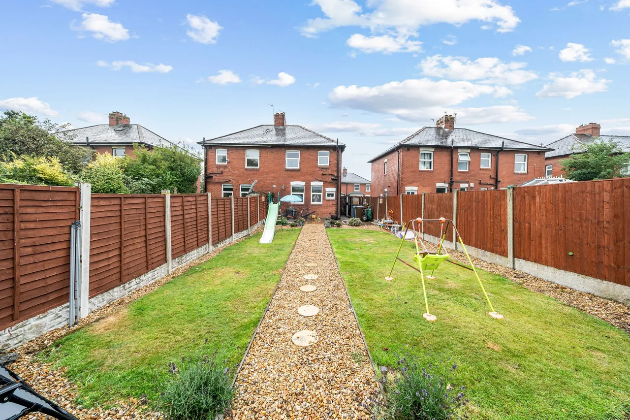 Coronation Street, Ashton-In-Makerfield, Wigan, WN4 0NH, photo 16