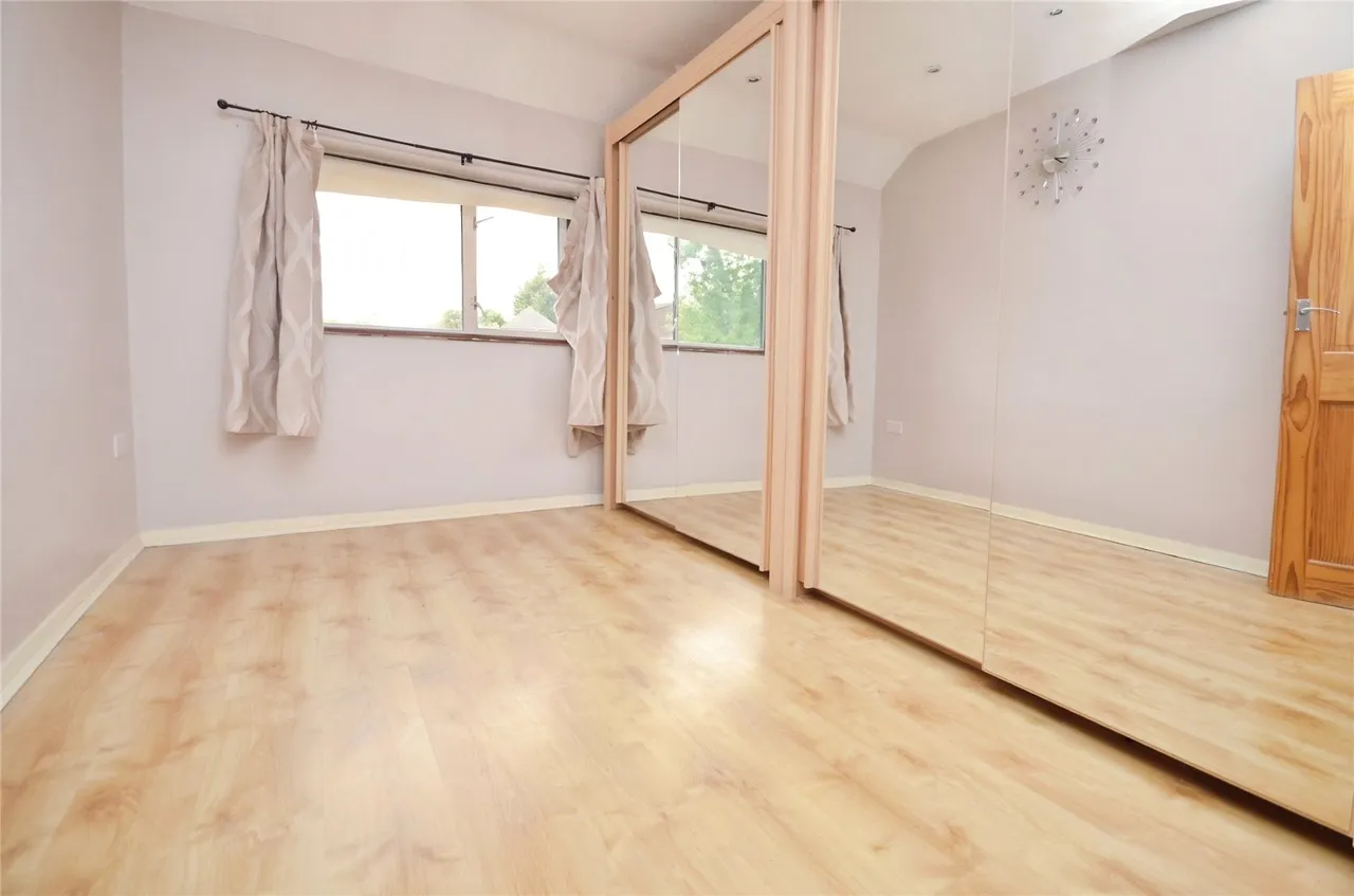 Woodbridge Lane, Romford, Essex, RM3, photo 9