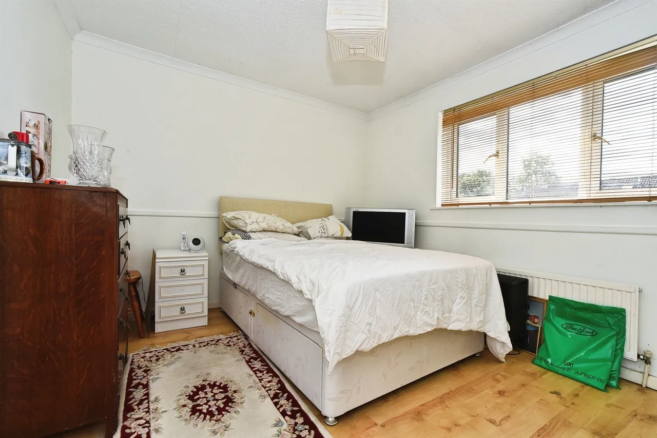 Wagtail Close, Swindon, SN3, photo 7