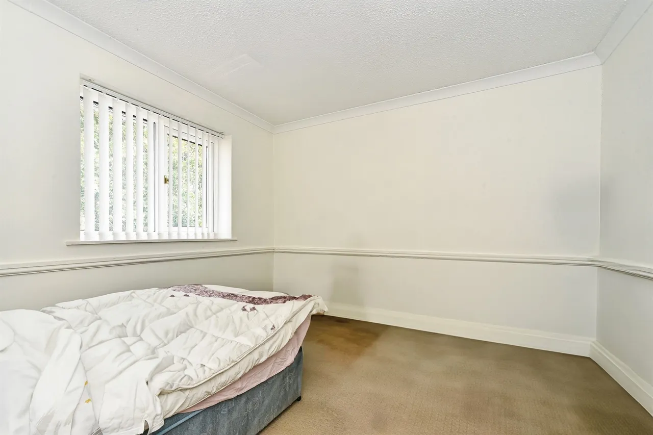Wagtail Close, Swindon, SN3, photo 8
