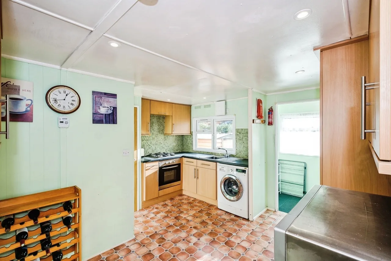 Church Lane, Upper Beeding, BN44, photo 11