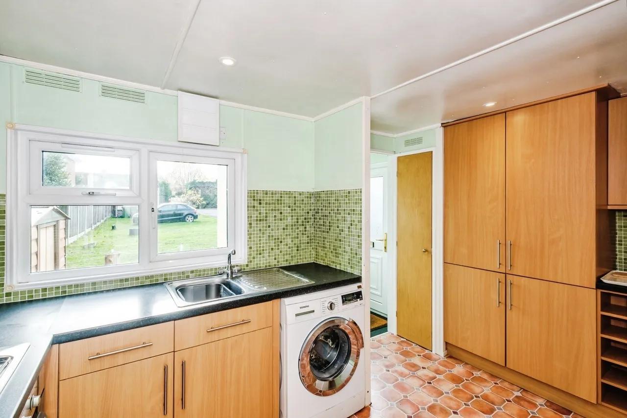 Church Lane, Upper Beeding, BN44, photo 14