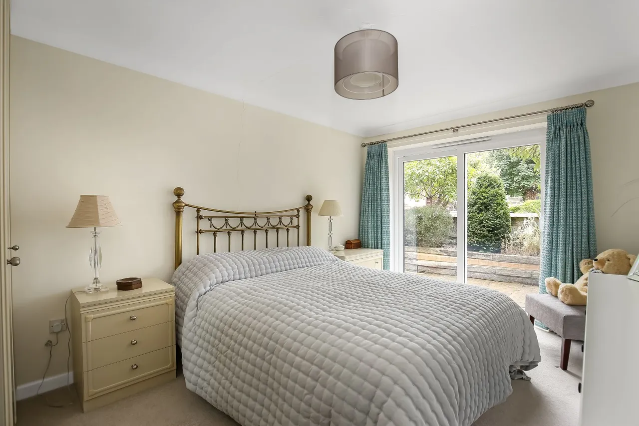 Park Lane, Salisbury, Wiltshire, SP1 3NP, photo 10