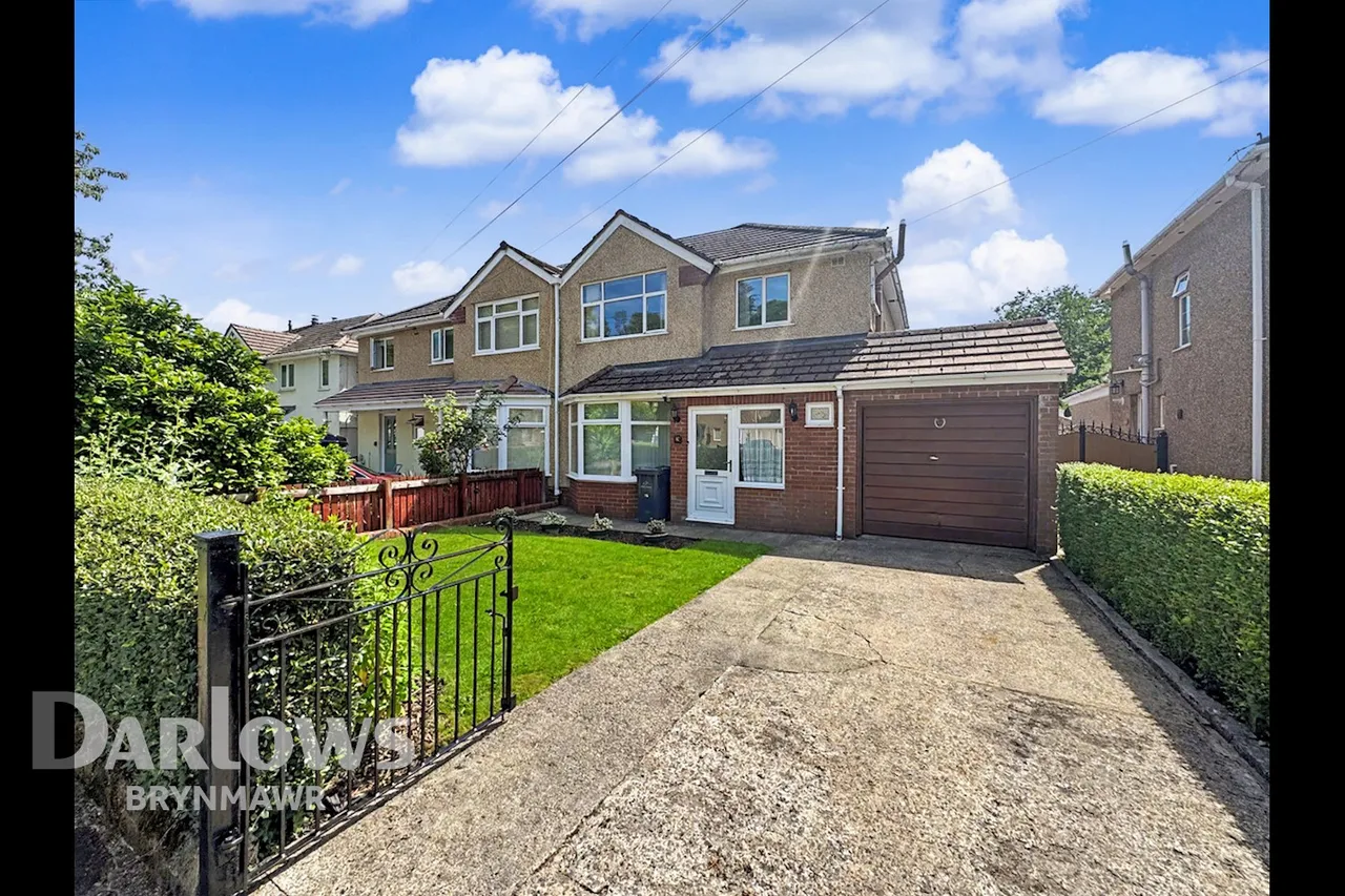 Cambridge Gardens, Ebbw Vale, photo 25
