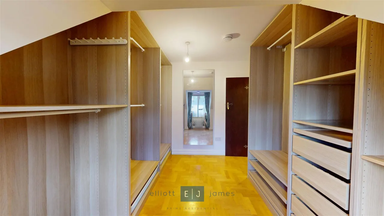 Woodland Way, Woodford Green, photo 9