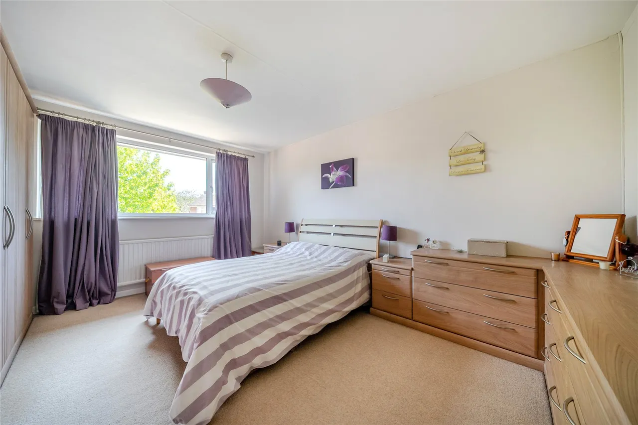 Birnam Close, Send Marsh, GU23, photo 13