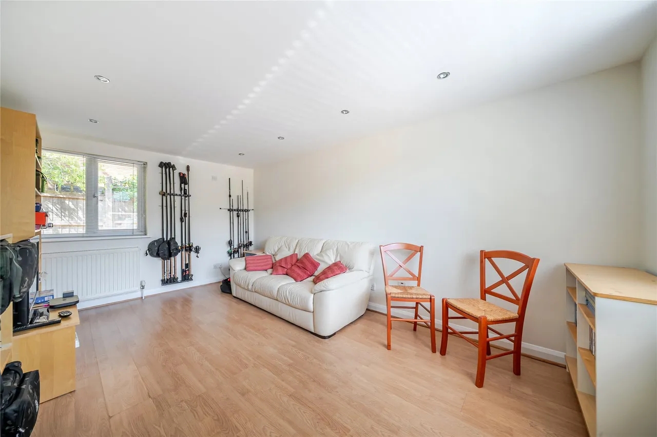 Birnam Close, Send Marsh, GU23, photo 11