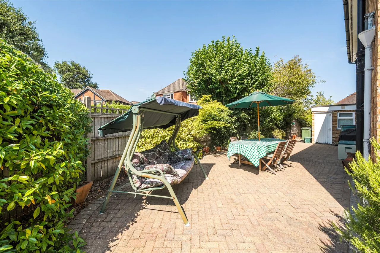 Birnam Close, Send Marsh, GU23, photo 3