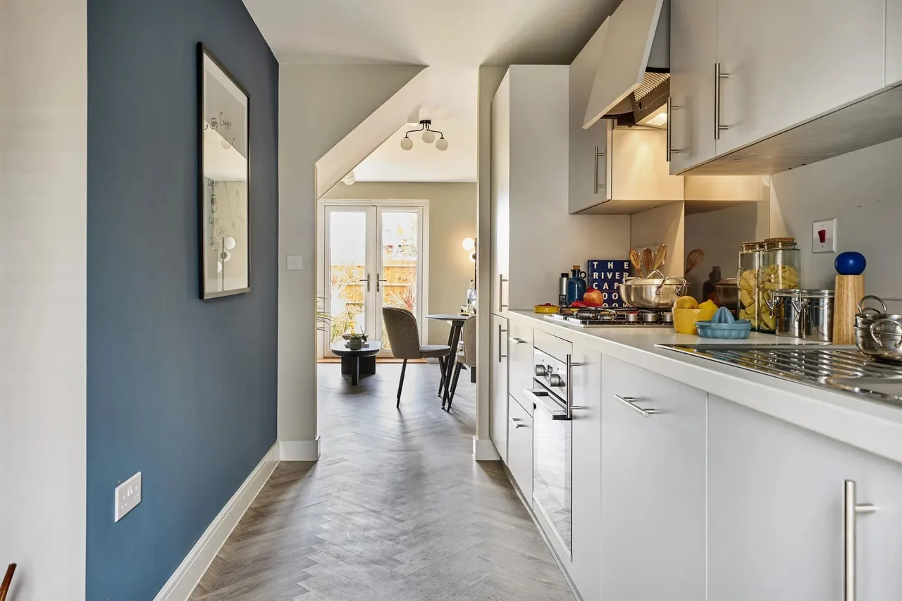 Yeovil Road, Crewkerne, TA18, photo 7