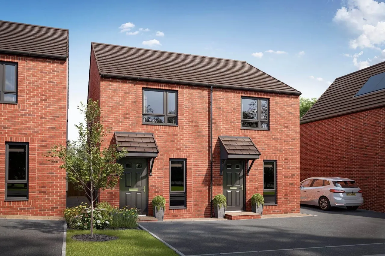 2 bed house for sale, Yeovil Road, Crewkerne, TA18