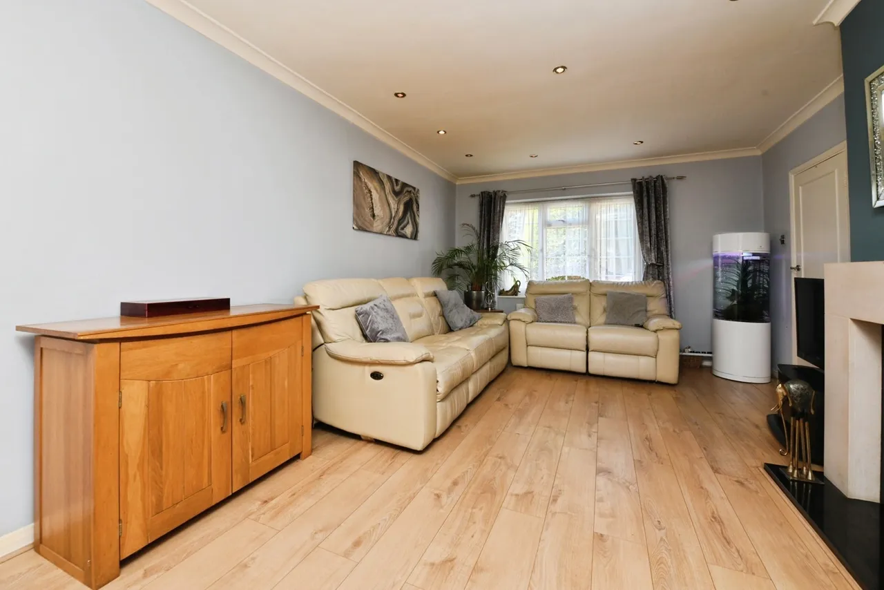 Plashet Gardens, Brentwood, CM13, photo 5