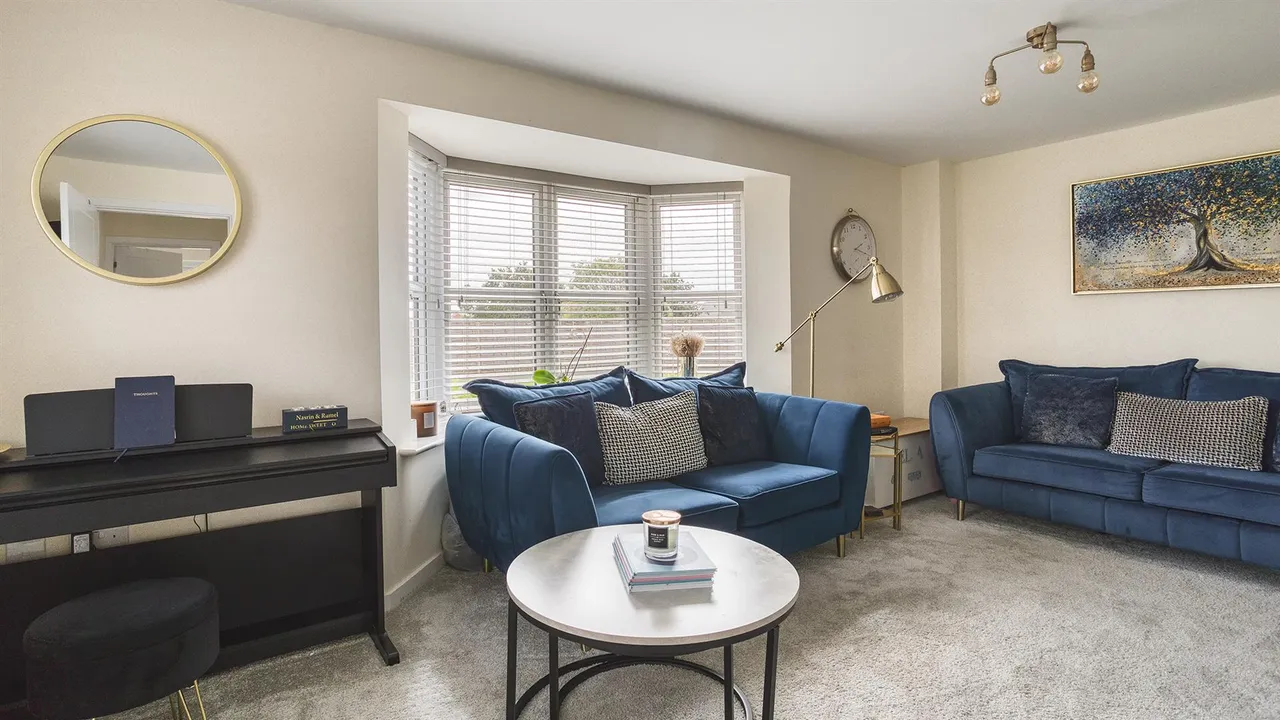 Iris Crescent, Mickleover, photo 7