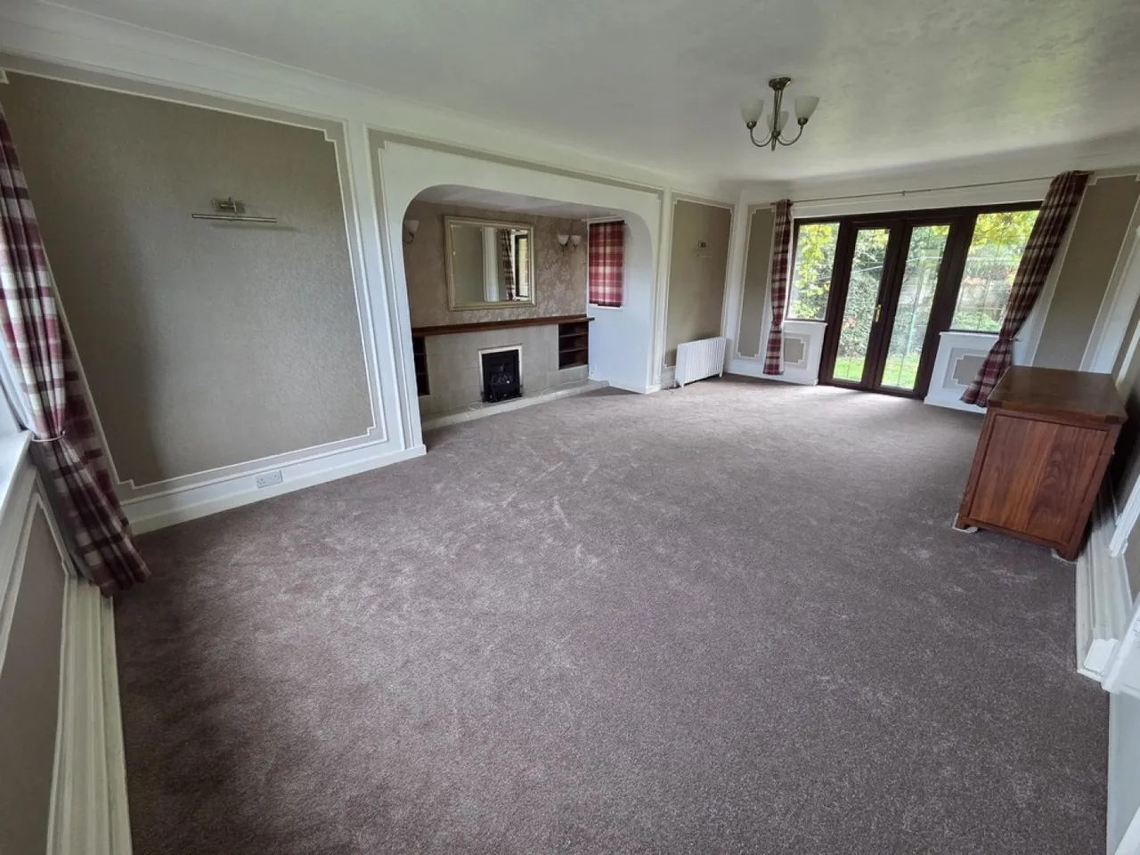 Albany Drive, Dalton, photo 6