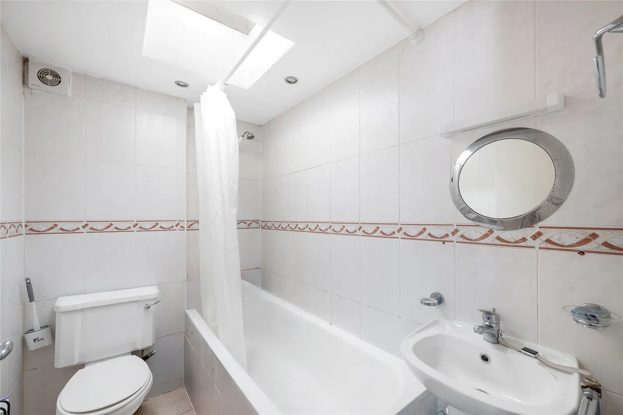 Montana Road, London, SW17, photo 11