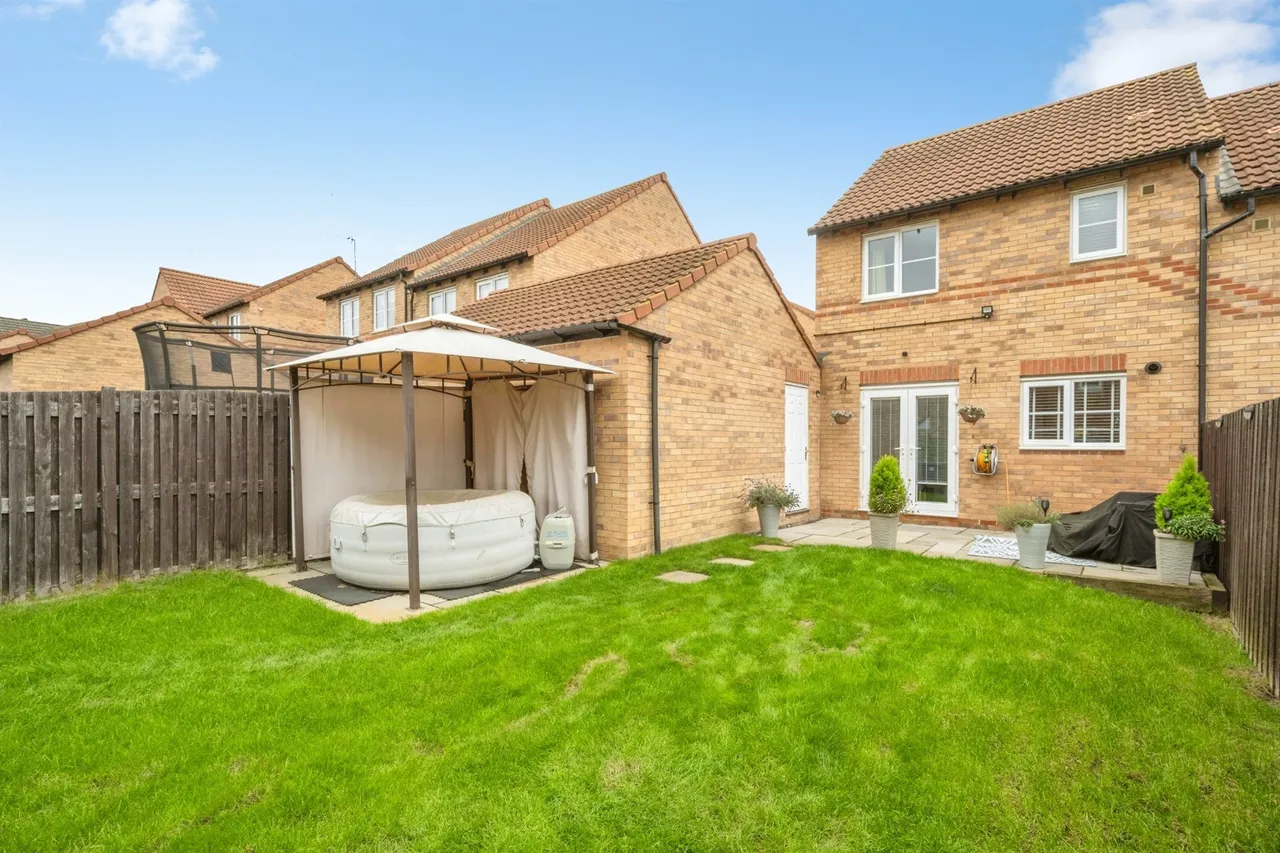 Pickhills Grove, Goldthorpe, S63, photo 4