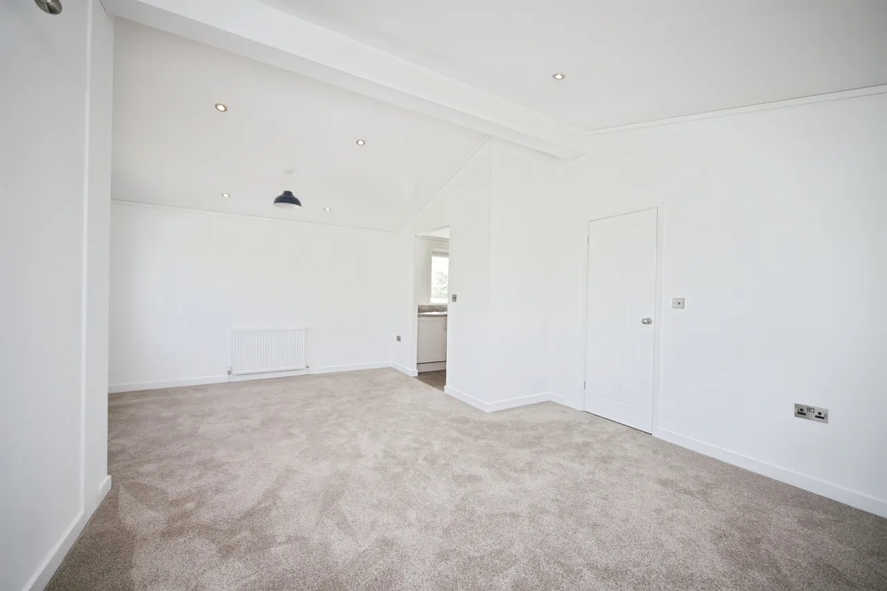 Ivy House Park, Henlade, TA3, photo 11