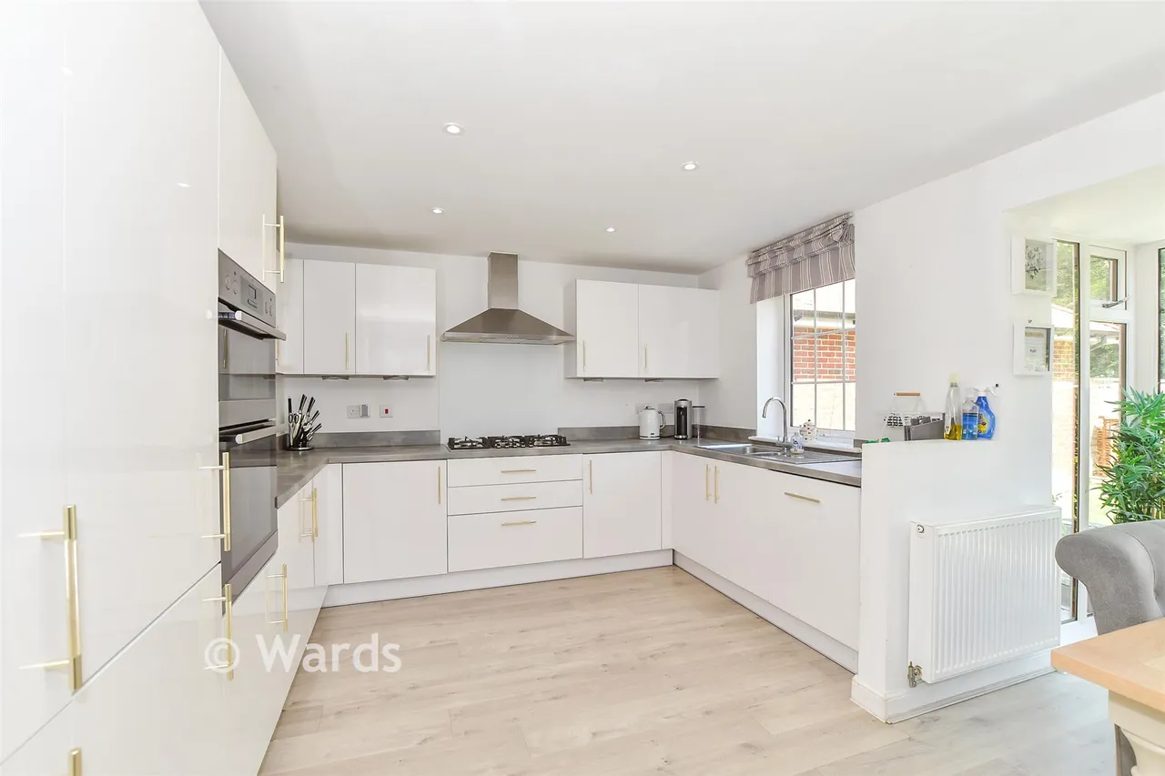 Braganza Drive, Staplehurst, TN12, photo 3