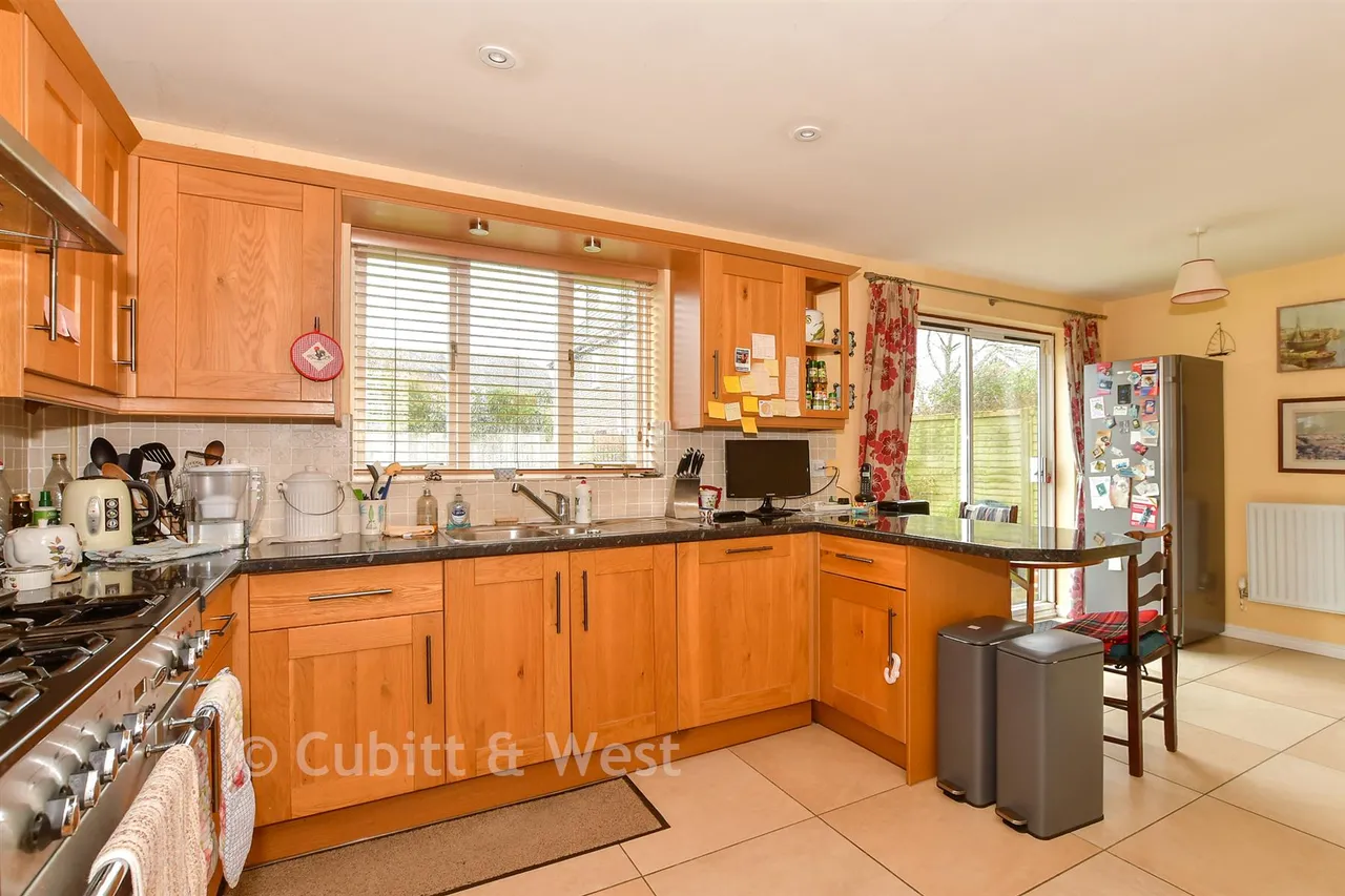 Priors Acre, Boxgrove, PO18, photo 3