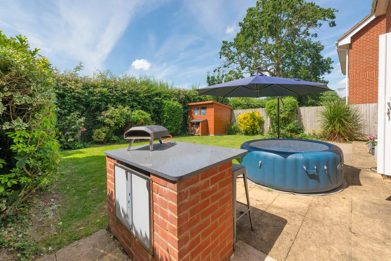 Church Road, Paddock Wood, TN12, photo 18