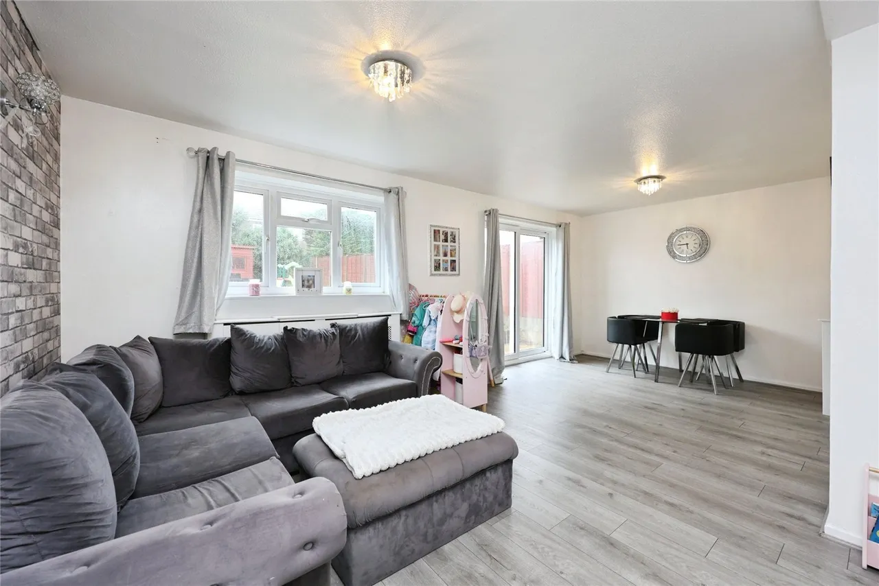 Woods Drive, Apse Heath, PO36, photo 4