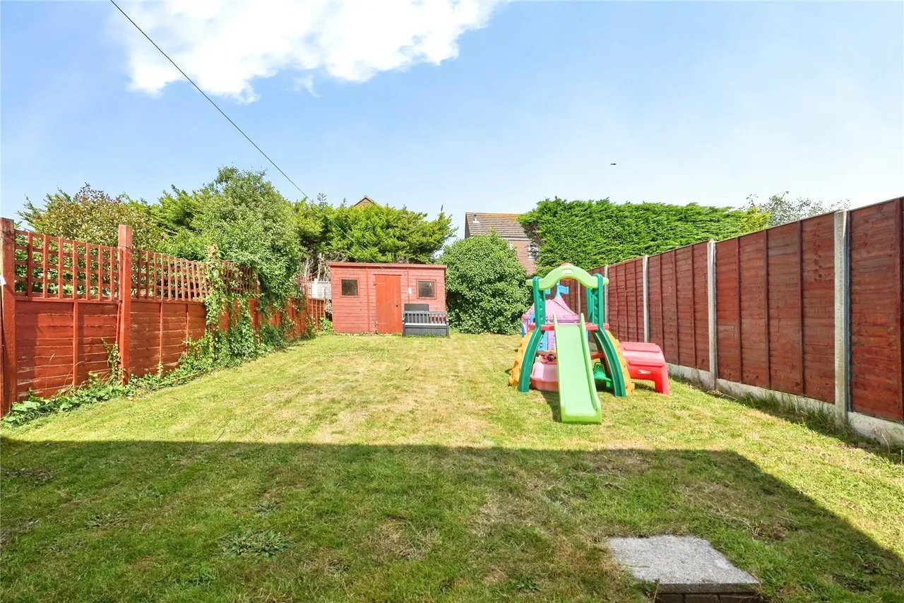 Woods Drive, Apse Heath, PO36, photo 13