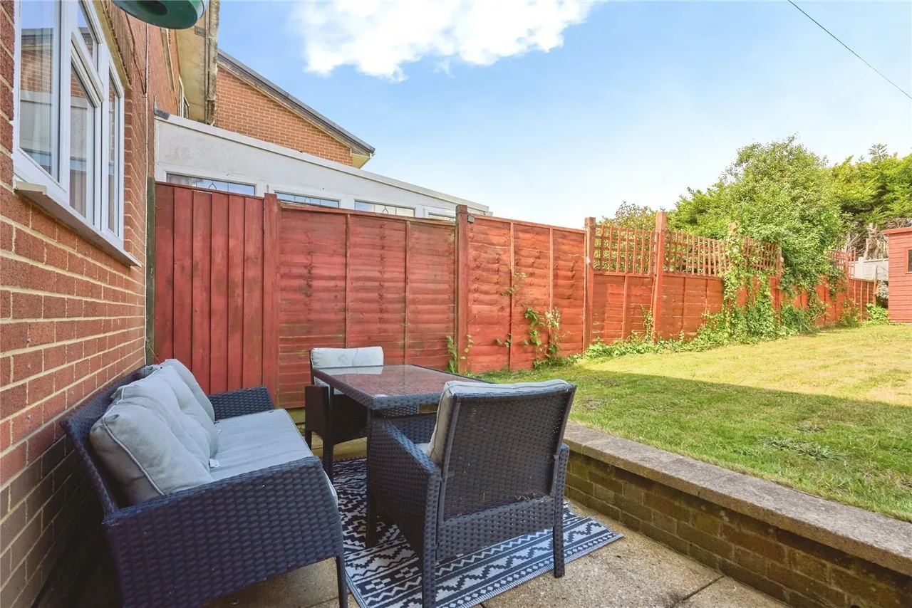 Woods Drive, Apse Heath, PO36, photo 7