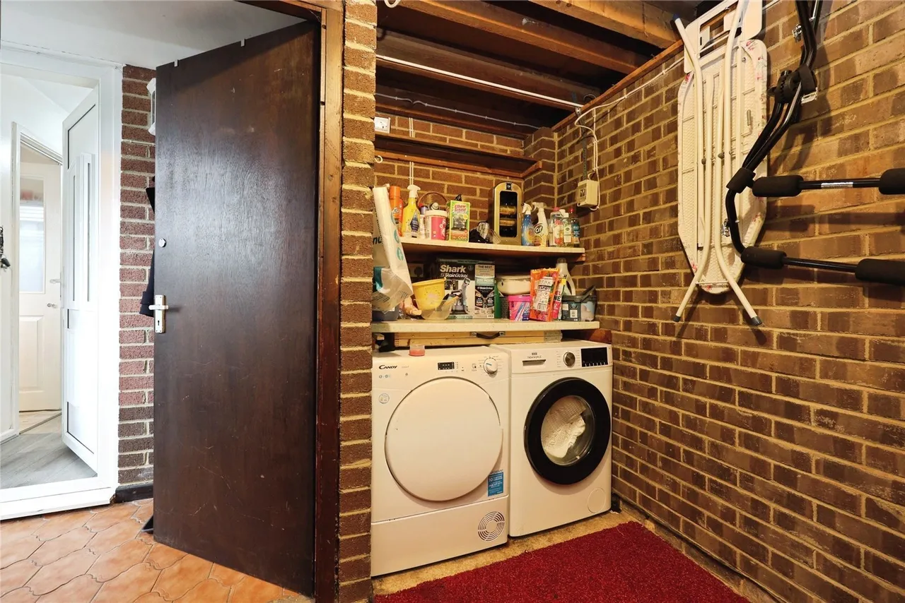 Woods Drive, Apse Heath, PO36, photo 16
