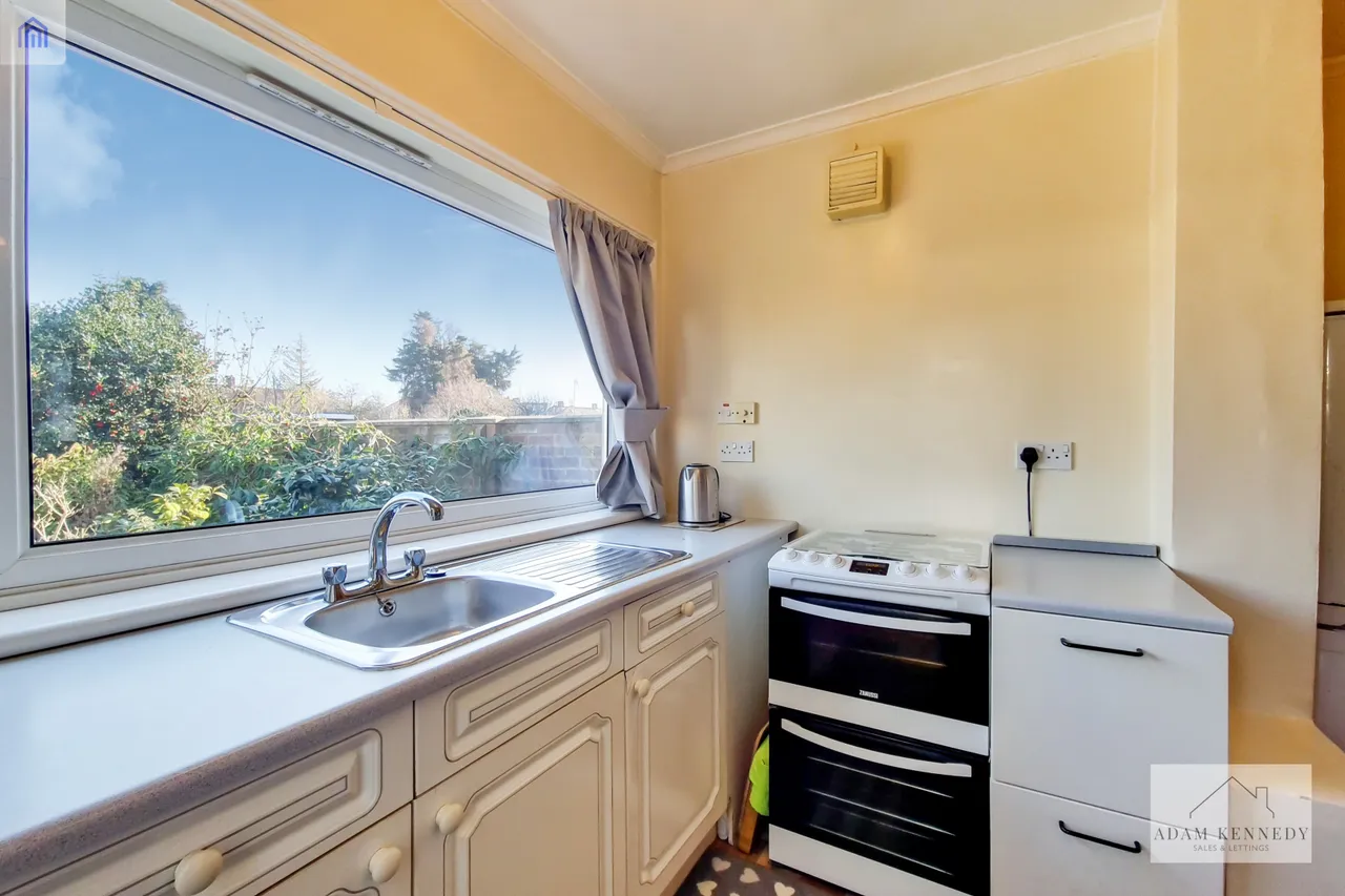 35 Devonshire Road, Edmonton, London, N9 8NG, photo 11