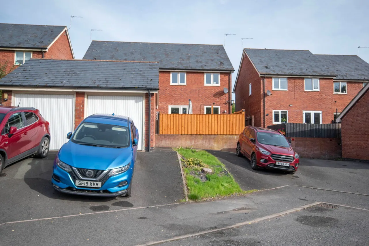 Dyffryn Foel, Llansantffraid, SY22, photo 11