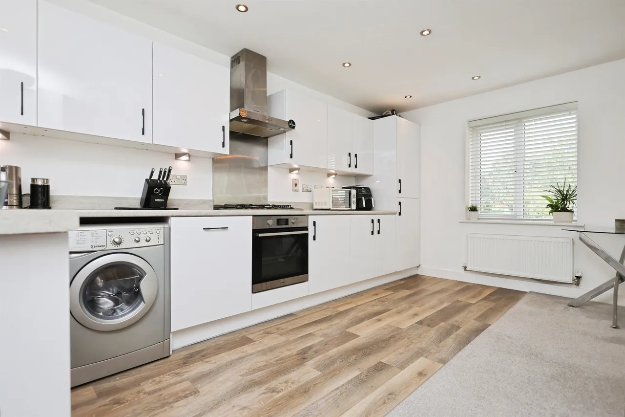 Old Farm Drive, Marston Green, B37, photo 4