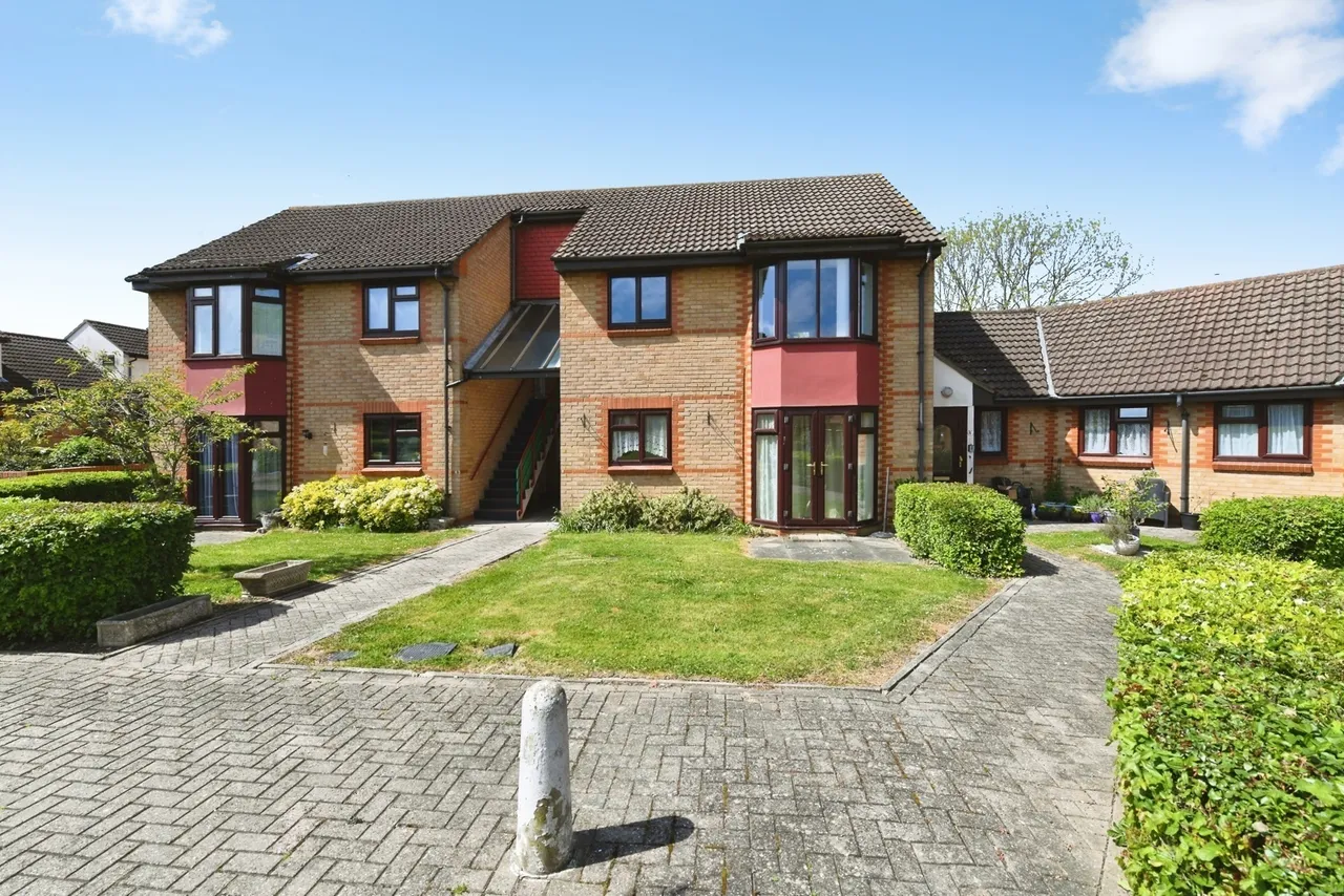 Brackendale Court, Basildon, Essex, SS13, photo 14