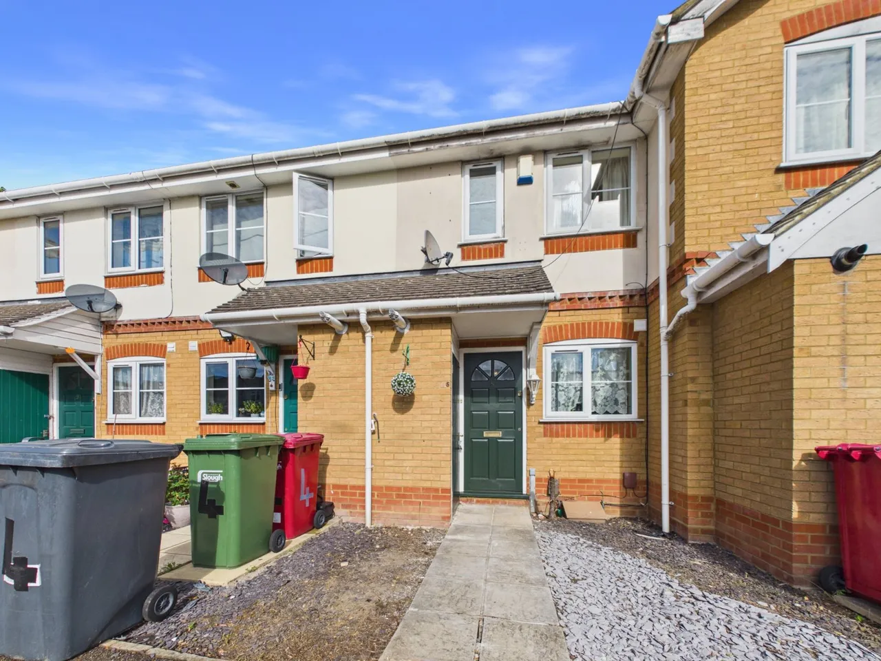 2 bed tilbury walk, langley, berkshire,sl3 for sale, Langley, Berkshire