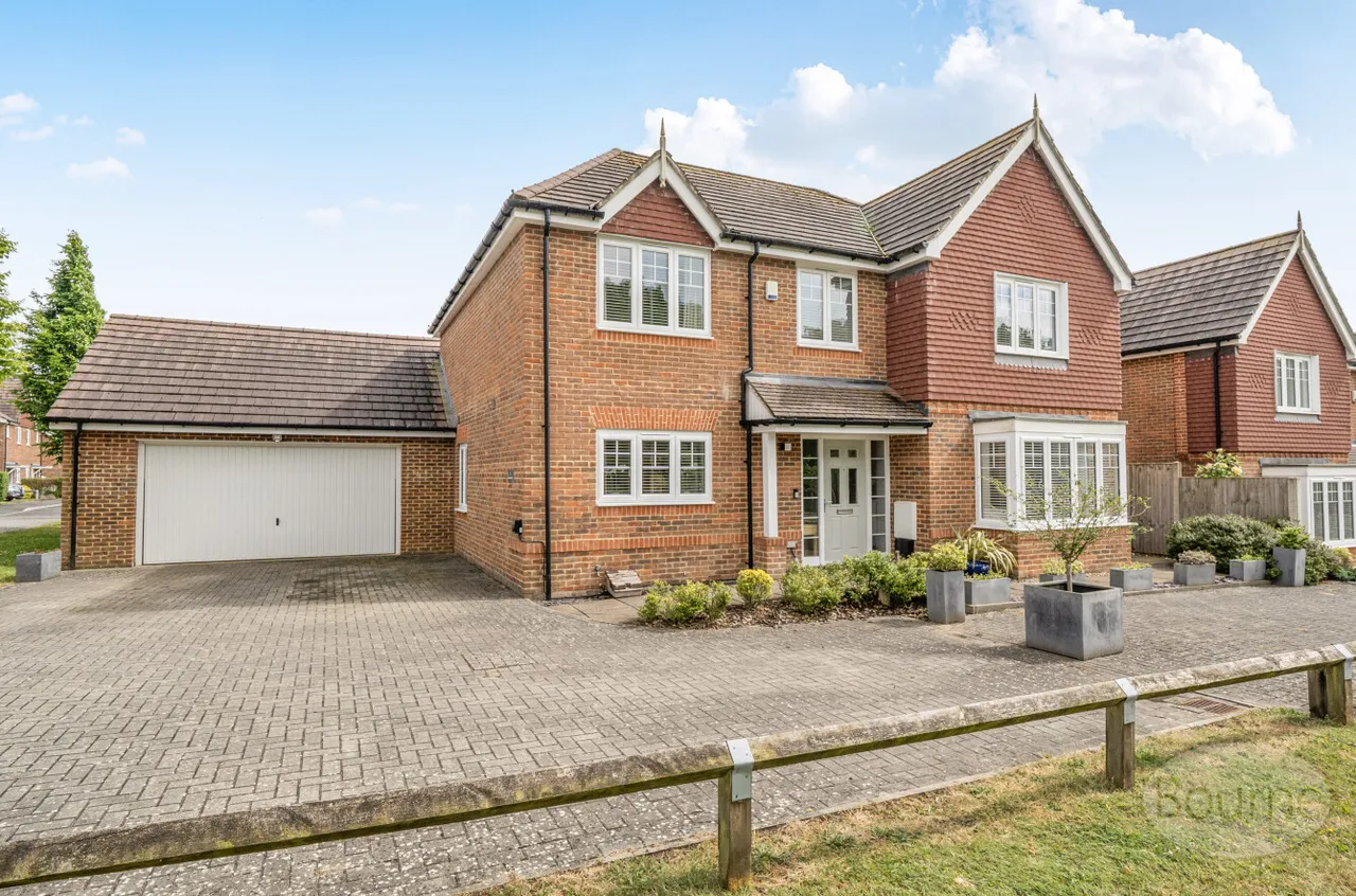 4 bed house for sale, Wadebridge Rise, Medstead, GU34