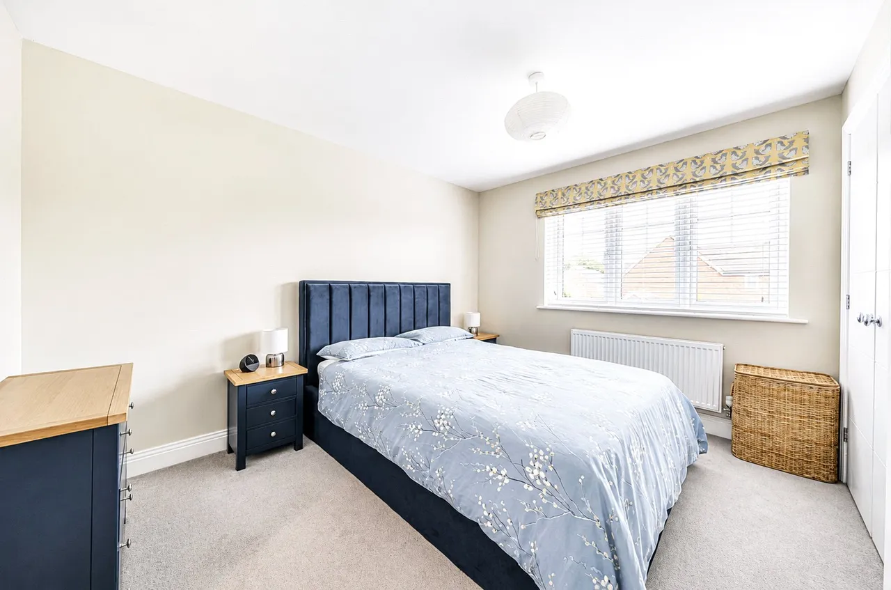 Wadebridge Rise, Medstead, GU34, photo 11