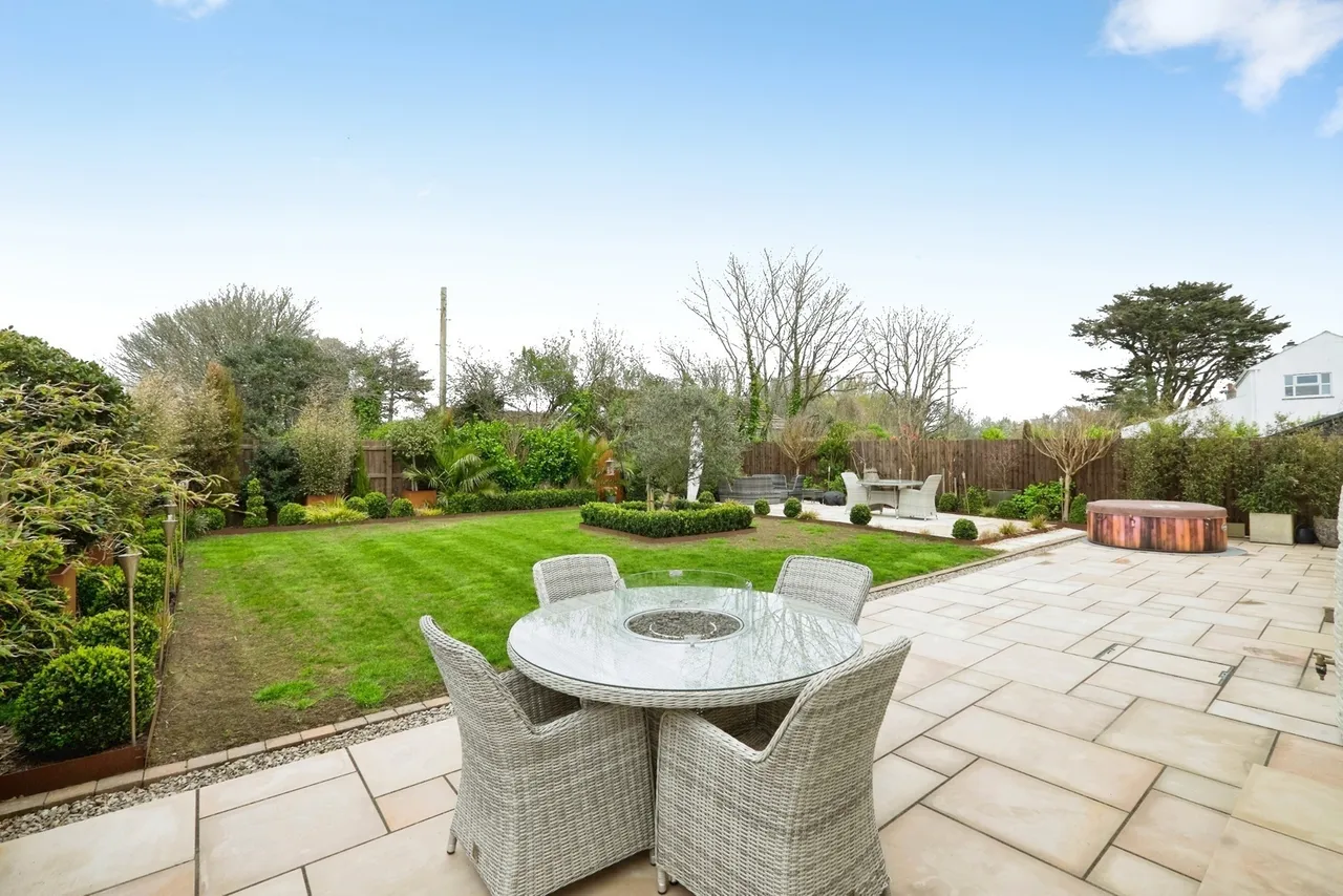Walters Way, Rosudgeon, TR20, photo 16