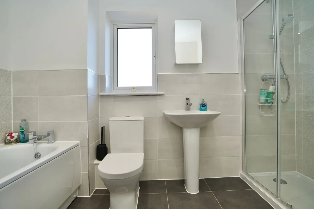 Fyson Way, Warboys, PE28, photo 12