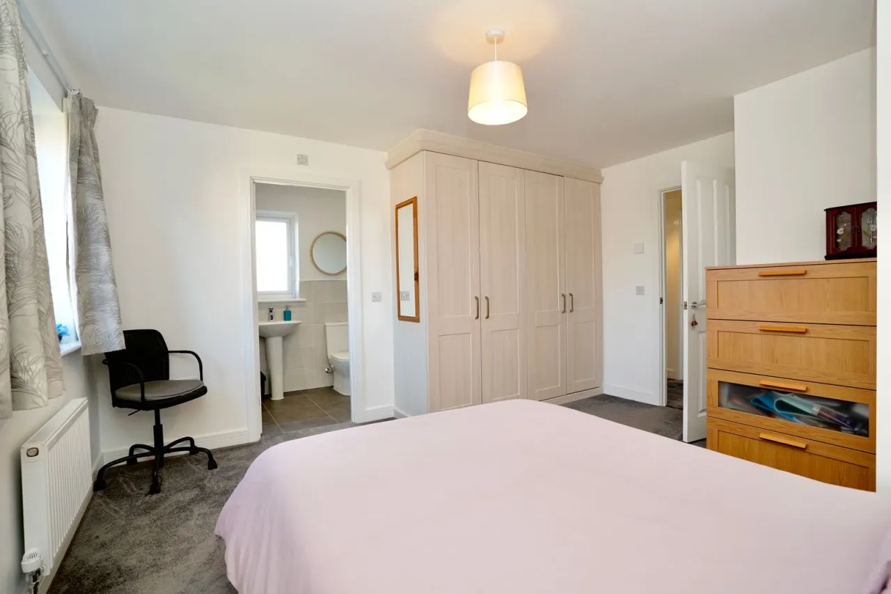 Fyson Way, Warboys, PE28, photo 9
