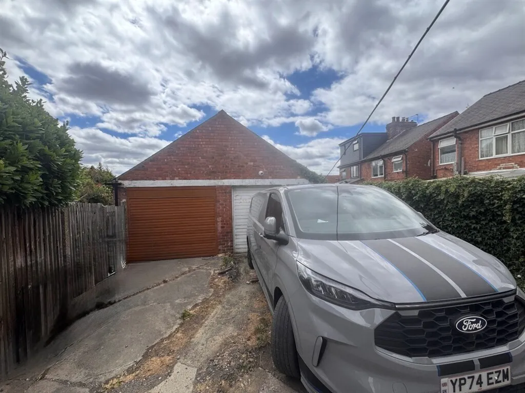 Three Tuns Road, Eastwood, NG16, photo 12