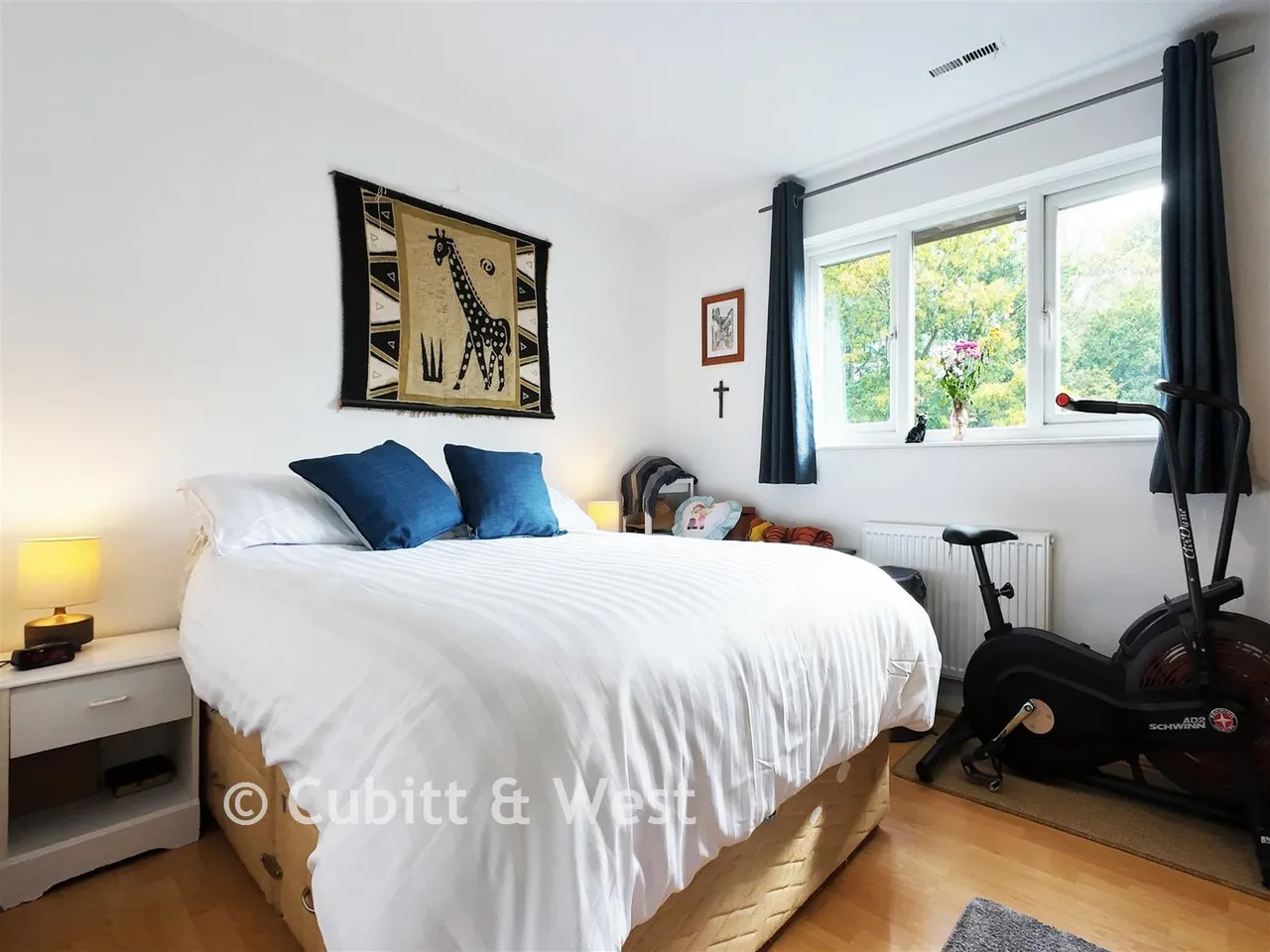 Guinevere Road, Ifield West, RH11, photo 5